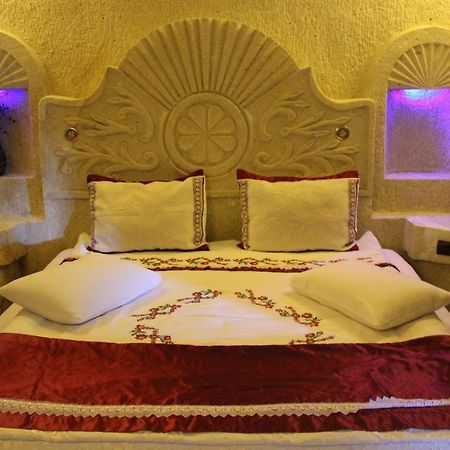 Dilek Tepesi Cave Hotel Ayvali ภายนอก รูปภาพ
