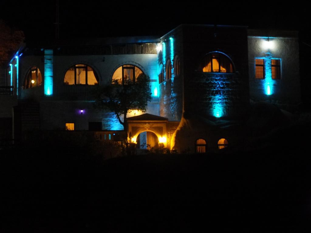 Dilek Tepesi Cave Hotel Ayvali ภายนอก รูปภาพ